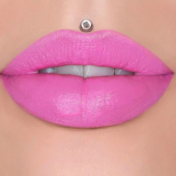 JEFFREE STAR Velvet Trap Lipstick - Picture 3 of 3